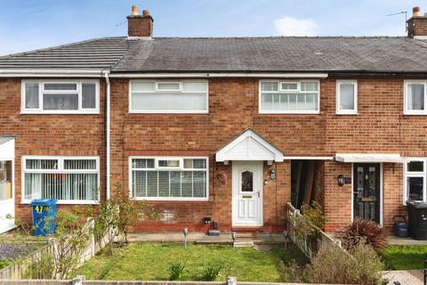 3 bed property, in Newhaven Road, £210,000