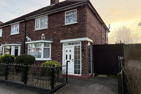 3 bed property, in Moreton Road, £119,000