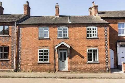 4 bed property, in West Street, £435,000