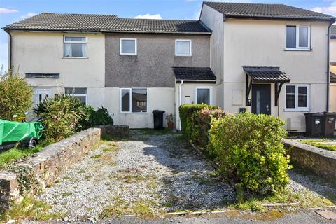 2 bed property, in Tregullan, £150,000