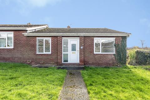 2 bed property, in Hyman Walk, £90,000