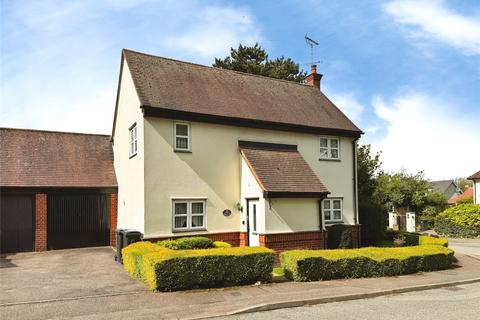 3 bed property, in Cobbins Way, £495,000