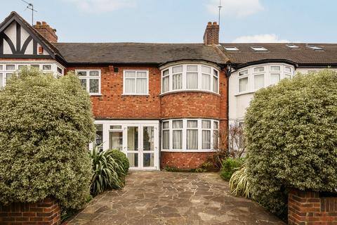 3 bed property, in Aylward Road, £765,000