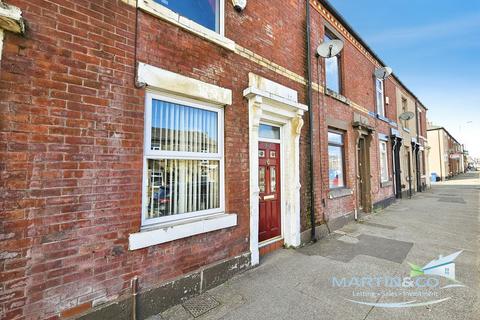 2 bed property, in Oldham Road, £140,000
