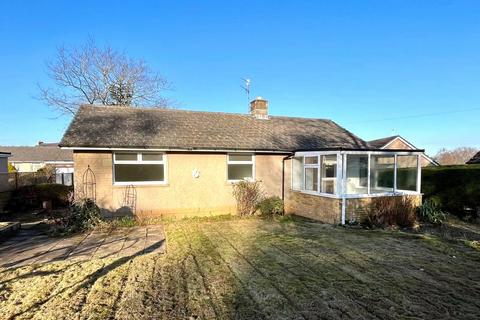 3 bed property, in Wydon Lane, £240,000