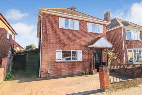 4 bed property, in King William Road, £450,000