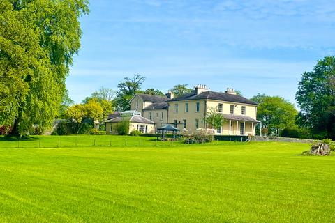 12 bed property, in Penybanc, £2,500,000