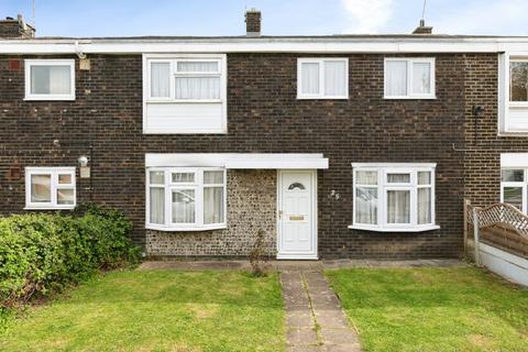 2 bed property, in Braybrooke, £250,000