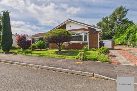 4 bed property, in Cardon Drive, £370,000