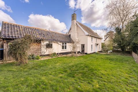 5 bed property, in The Rookery, £500,000