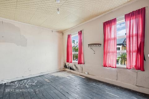 3 bed property, in Painsthorpe Road, £1,000,000