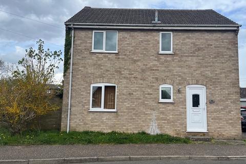 3 bed property, in Edenside Drive, £200,000