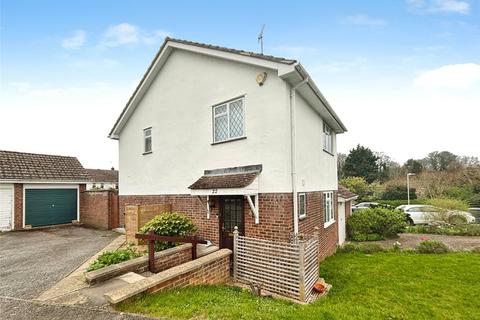 3 bed property, in Prince William Drive, £400,000