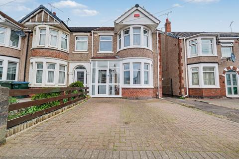 4 bed property, in Wyken Way, £280,000