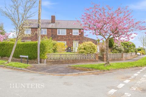 3 bed property, in Meadow Lane, £325,000