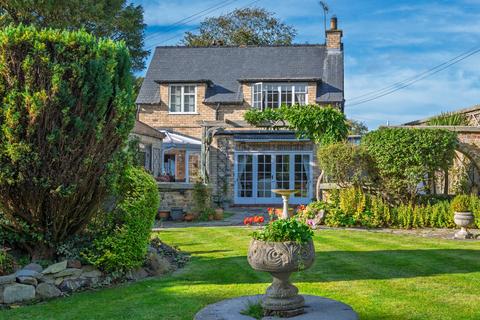3 bed property, in 6 Nethergate, £495,000