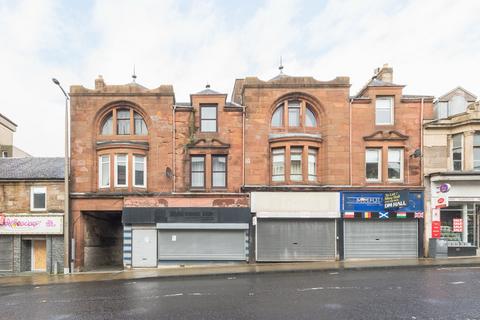 2 bed property, in Main Street, £60,000