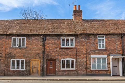 2 bed property, in Chapel Street, £499,500