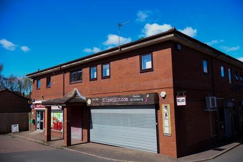 1 bed property, in Old Ashby Road, £85,000