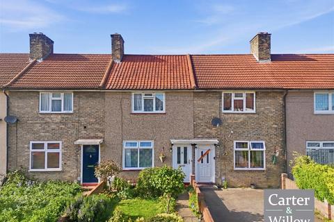 2 bed property, in Valence Circus, £350,000