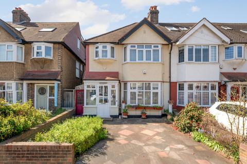 3 bed property, in Aylward Road, £700,000