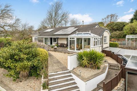 4 bed property, in Stokenham, £650,000