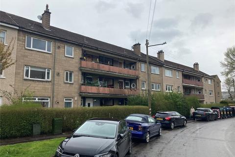 2 bed property, in Nethercairn Road, £70,000