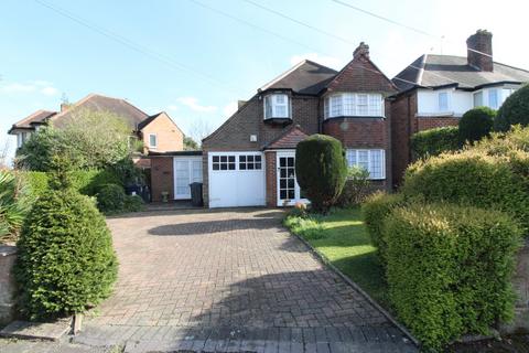 3 bed property, in Farnol Road, £350,000