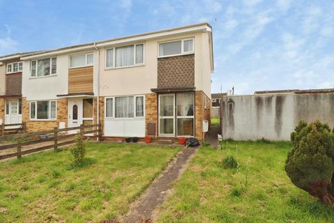3 bed property, in Glenfall, £260,000