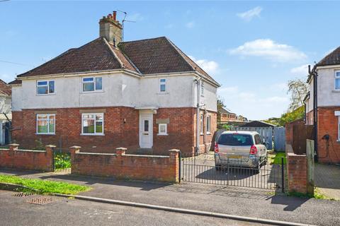 3 bed property, in Garden City, £290,000