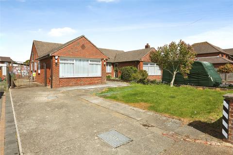 3 bed property, in Netley Road, £390,000