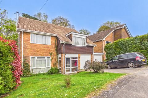 4 bed property, in Mount Pleasant Drive, £525,000
