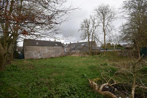 Studio, in 68b Main Street Carnwath, £70,000