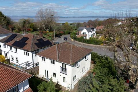 4 bed property, in Beach Road West, £599,950
