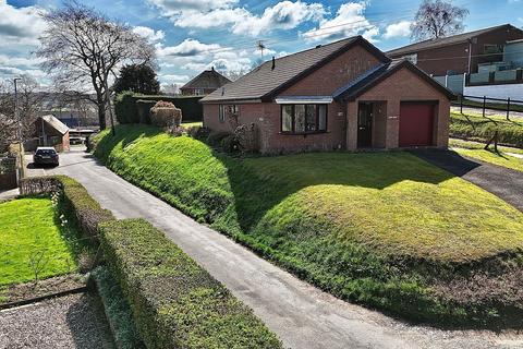 4 bed property, in Park Lane, £425,000
