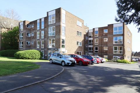 2 bed property, in Widmore Road, £330,000
