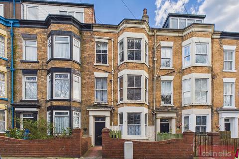 1 bed property, in Trafalgar Square, £73,000