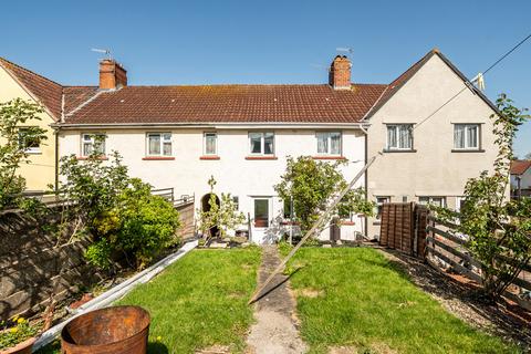 3 bed property, in Marksbury Road, £300,000