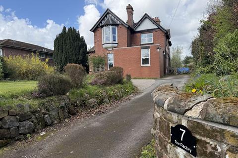 5 bed property, in Cheadle Road, £650,000