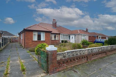 3 bed property, in Audenshaw Road, £170,000