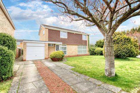 4 bed property, in Battersby Close, £350,000