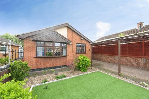 2 bed property, in Grenville Drive, £180,000
