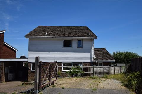 4 bed property, in Grebe Close, £575,000