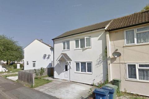 2 bed property, in Lockheart Crescent, £330,000