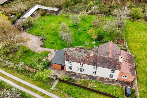 4 bed property, in Hillend, £700,000