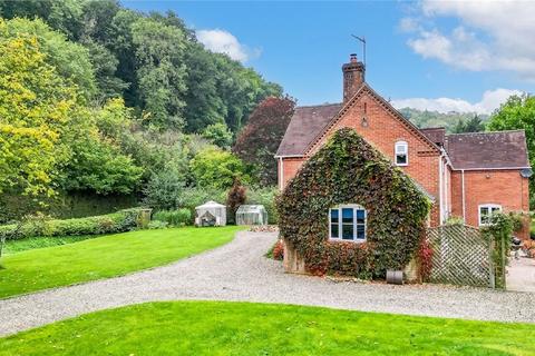 4 bed property, in Orleton Common, £850,000