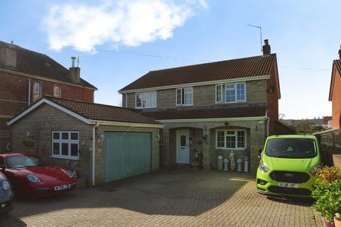 4 bed property, in Southmead Road, £650,000
