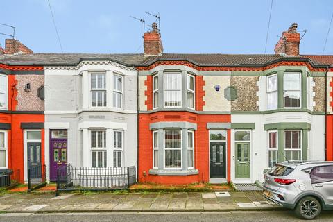 3 bed property, in Lichfield Road, £275,000
