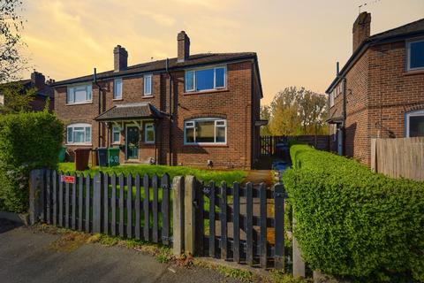 1 bed property, in Woodlake Avenue, £175,000