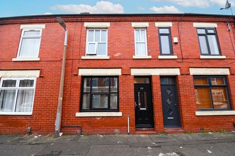3 bed property, in Milnthorpe Street, £190,000